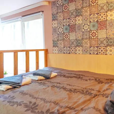 Woody - Cozy And Quiet Place Near Moghioros Park