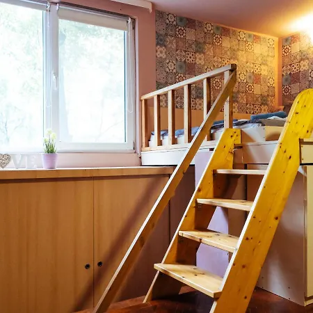 شقة Woody - Cozy And Quiet Place Near Moghioros Park