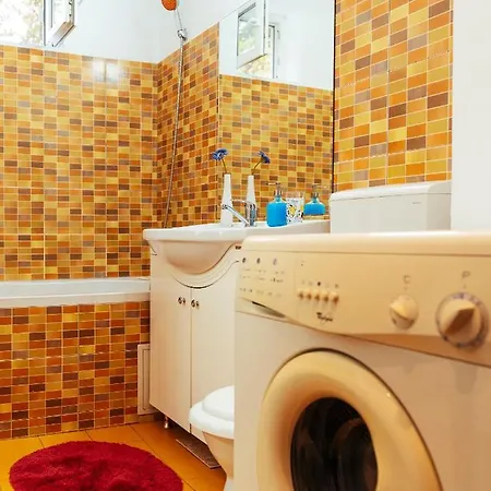 شقة Woody - Cozy And Quiet Place Near Moghioros Park *